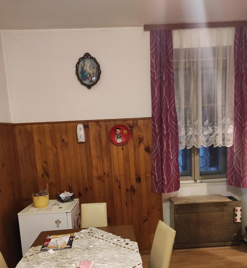 Dvosobni Stan U Centru Zagreba Apartment Bagian luar foto
